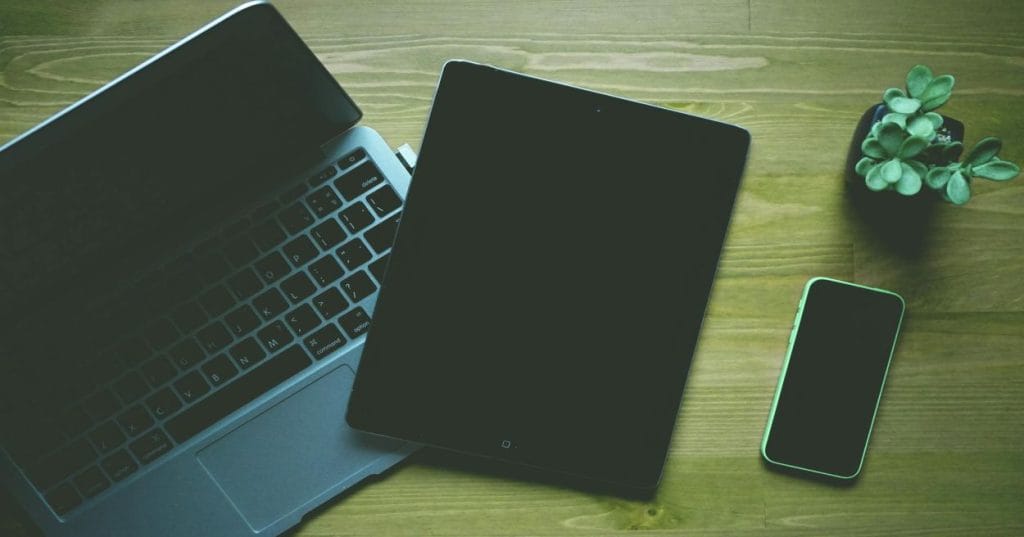 Aprenda a criar um site profissional de portfólio e loja virtual usando WordPress e Elementor Pro. Dicas para design, performance e vendas online.