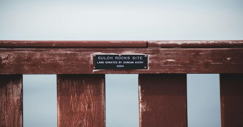 Destaque sua expertise com um site informativo profissional. Thiago Programador cria soluções digitais que posicionam sua empresa como líder no seu nicho.