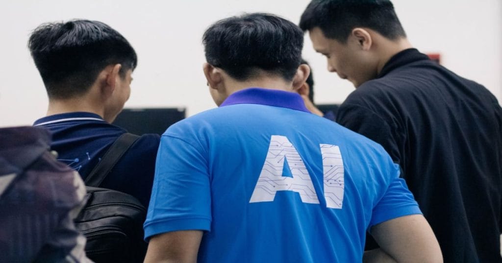 Descubra como combinar n8n, Python e Inteligência Artificial para automatizar processos complexos, gerar insights e otimizar operações. Transforme seu negócio com automação inteligente.