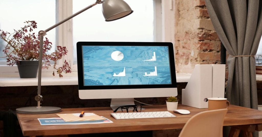 Automatize a sincronização de produtos entre QuickBooks e WooCommerce. Mantenha seu estoque sempre atualizado e suas vendas em dia com Thiago Programador.