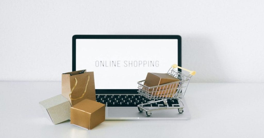 Aprenda a criar um design moderno e responsivo para sua loja virtual utilizando WordPress e WooCommerce. Descubra temas, plugins e customizações para um e-commerce de sucesso.