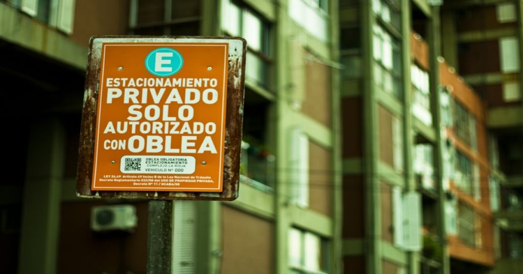 Descubra como a automação conteúdo mídia social Python IA revoluciona a criação e estratégia. Aprenda a escalar sua presença digital com soluções inteligentes.