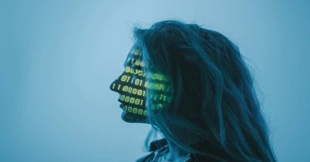 Descubra como Python e Inteligência Artificial podem automatizar e aprimorar a vetorização do seu logotipo, garantindo qualidade escalável e eficiência para qualquer aplicação.